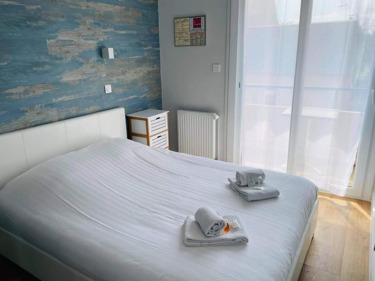 Hotel De La Plage Quinéville Esterno foto