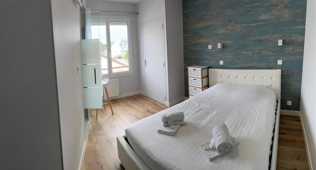Hotel De La Plage Quinéville Esterno foto