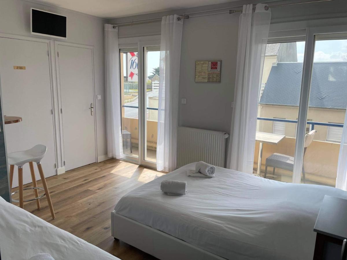 Hotel De La Plage Quinéville Esterno foto