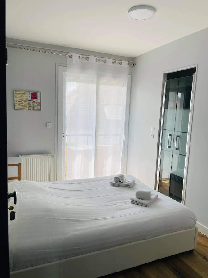 Hotel De La Plage Quinéville Esterno foto